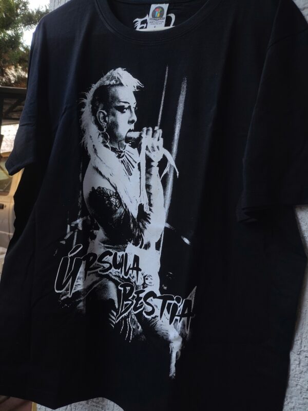 Polera Úrsula Bestia